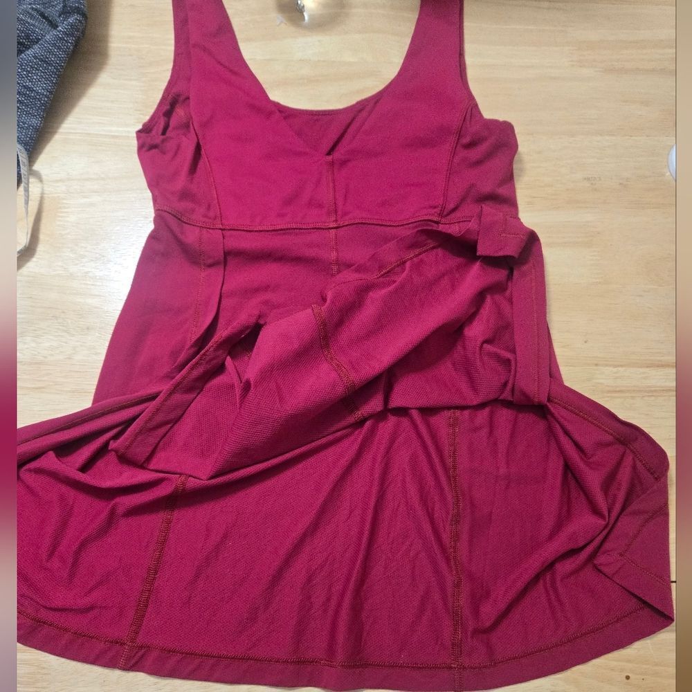lululemon 2 Piece Bundle Capri And Tank - Picture 9 of 11